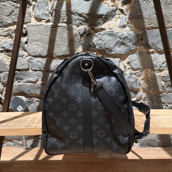 Louis Vuitton Monogram Eclipse Keepall Bandoulière 55 Duffle Bag - Picture 4 of 16